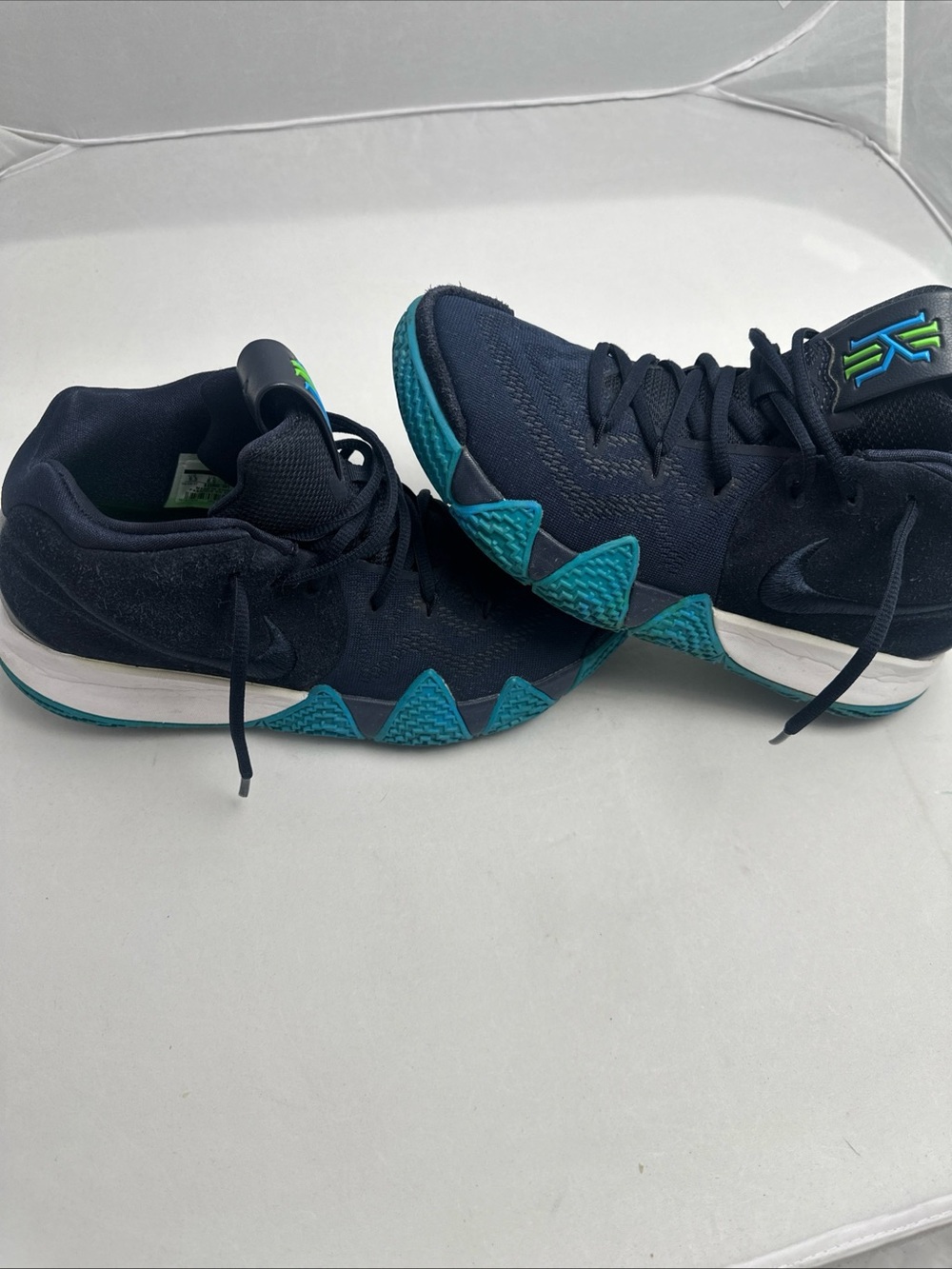 Nike Men's Navy and Teal Basketball Sneakers